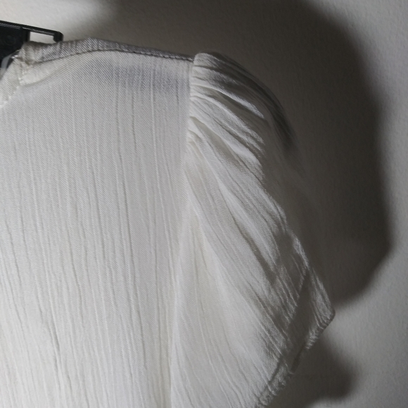 Love culture off white tie cropNWT Size small - Picture 6 of 10